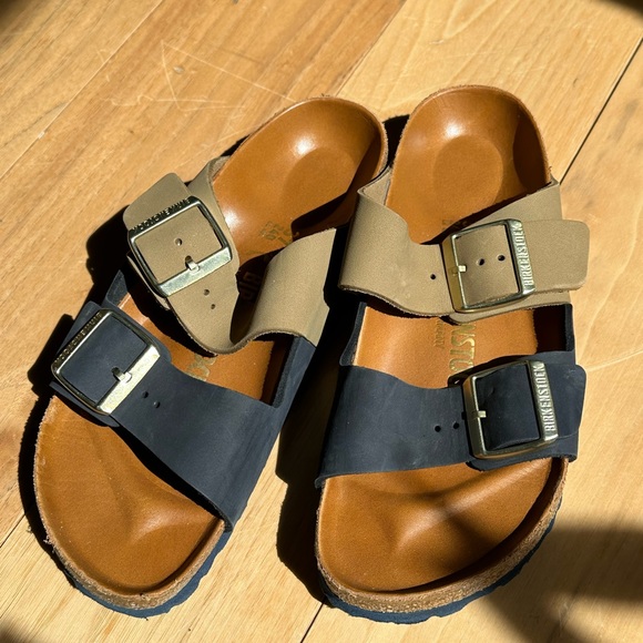 EUC Birkenstock Split Leather Arizona - Picture 2 of 4